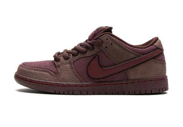 Nike Dunk SB Low “City of Love”